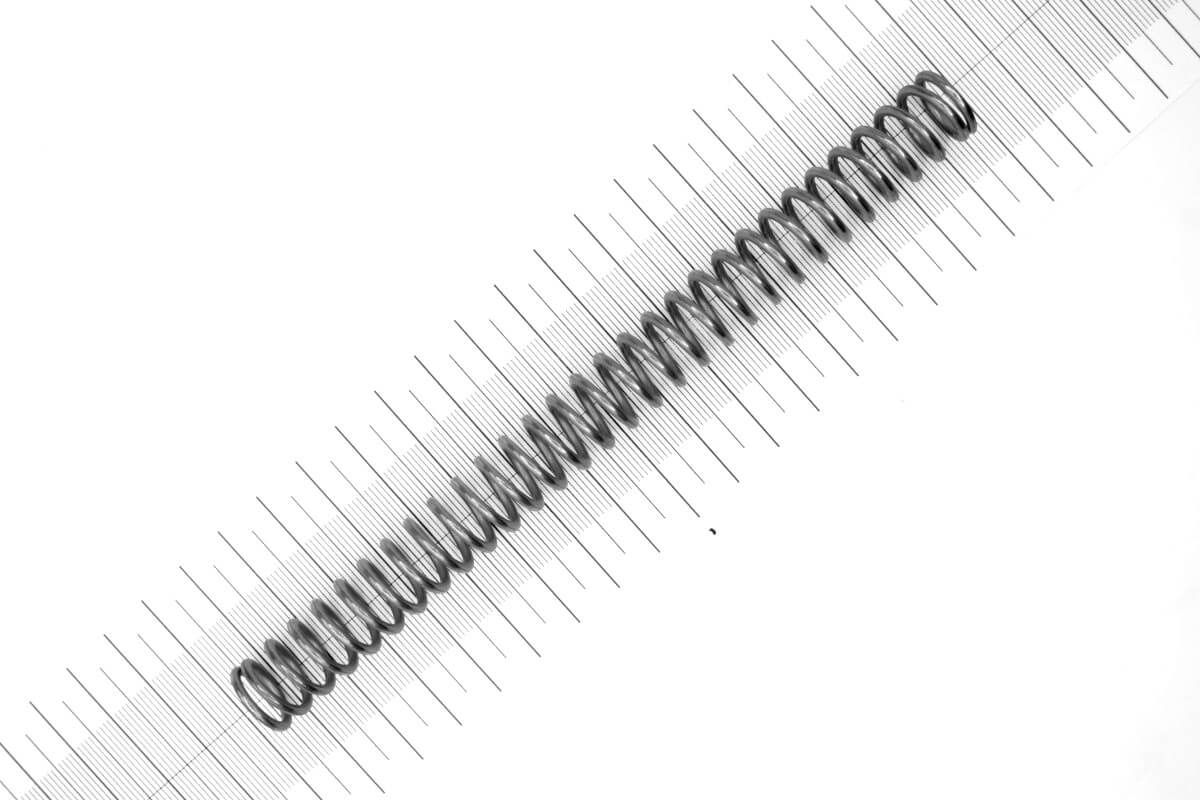 druckfeder gutekunst vd 252ag d2 d15 l305 edelstahl.jpg